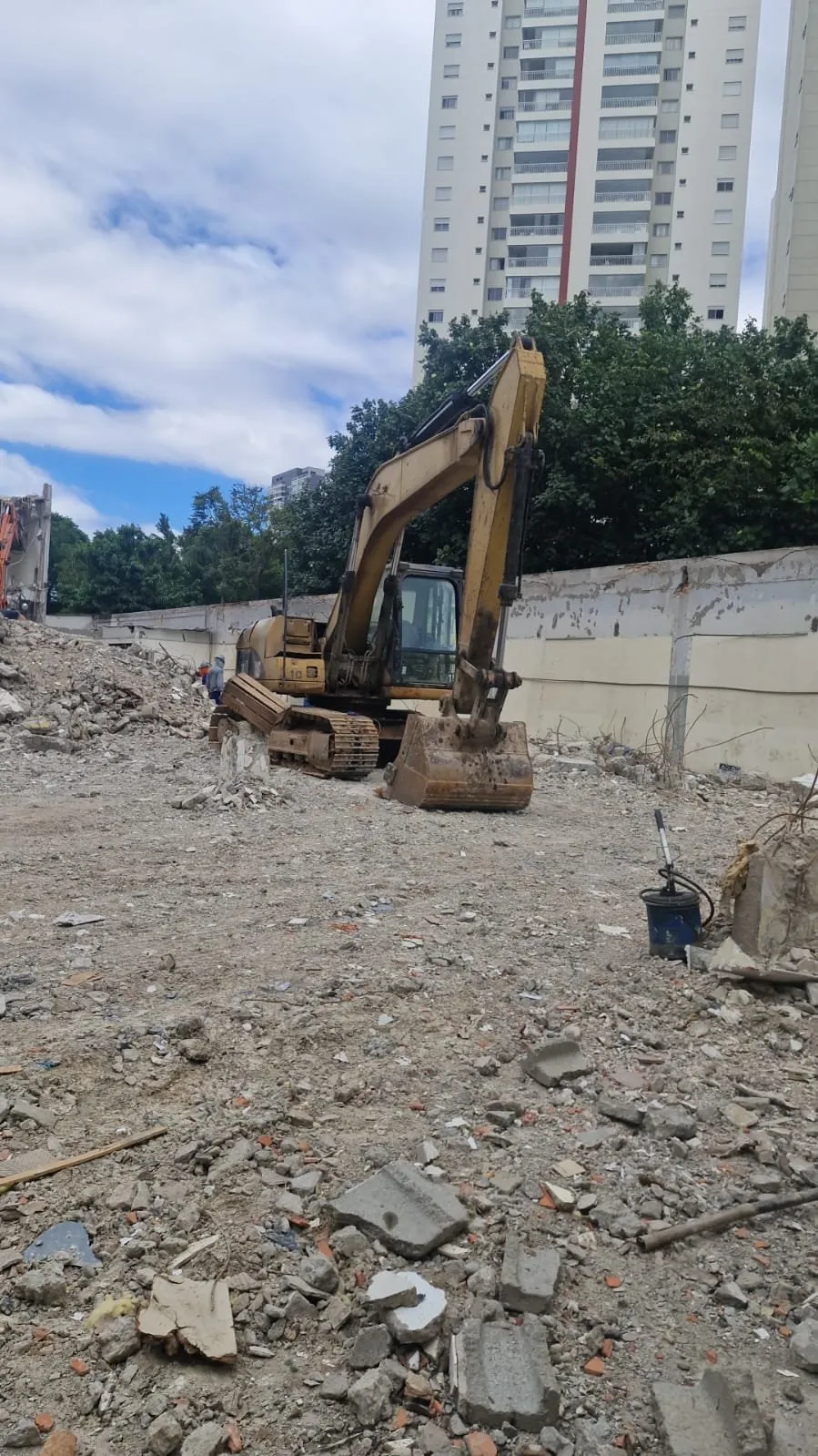 Obra de demolição da JFR Demolidora, foto 4