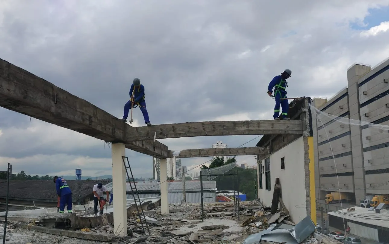 Demolição de Galpão em São Paulo