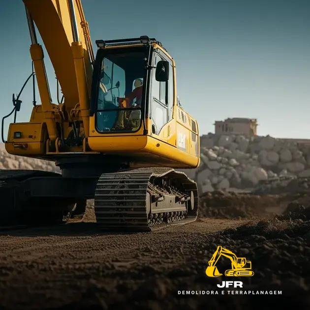 Nossos Equipamentos para uma Demolição Mecânica de Precisão Nossos Equipamentos para uma Demolição Mecânica de Precisão