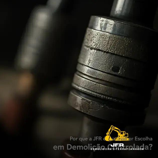 Por que a JFR é sua Melhor Escolha em Demolição Controlada?